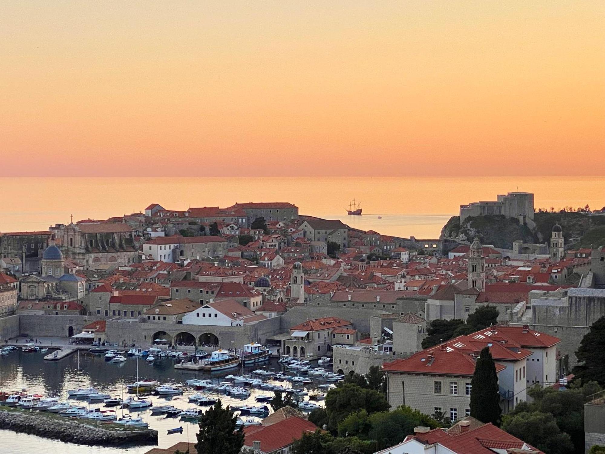 Two-Bedroom Apartment "Belvedere Dubrovnik" - Old Town And Sea Views ภายนอก รูปภาพ